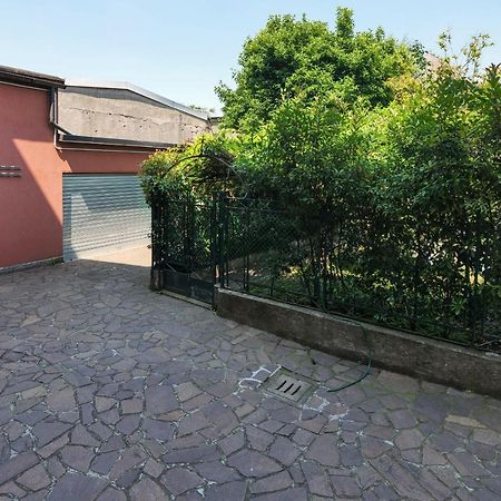 Apartamento Primopiano - Pellegrino Rossi B Milán Exterior foto