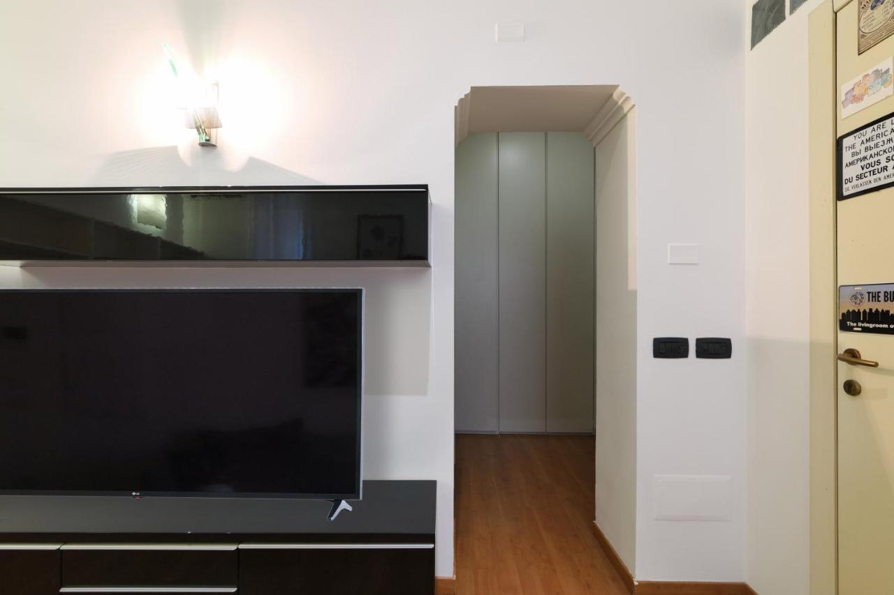 Apartamento Primopiano - Pellegrino Rossi B Milán Exterior foto